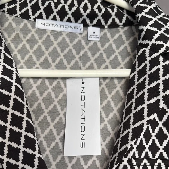 Notations Black and White Puff Sleeve Button Down Shirt New with tag - Picture 3 of 5